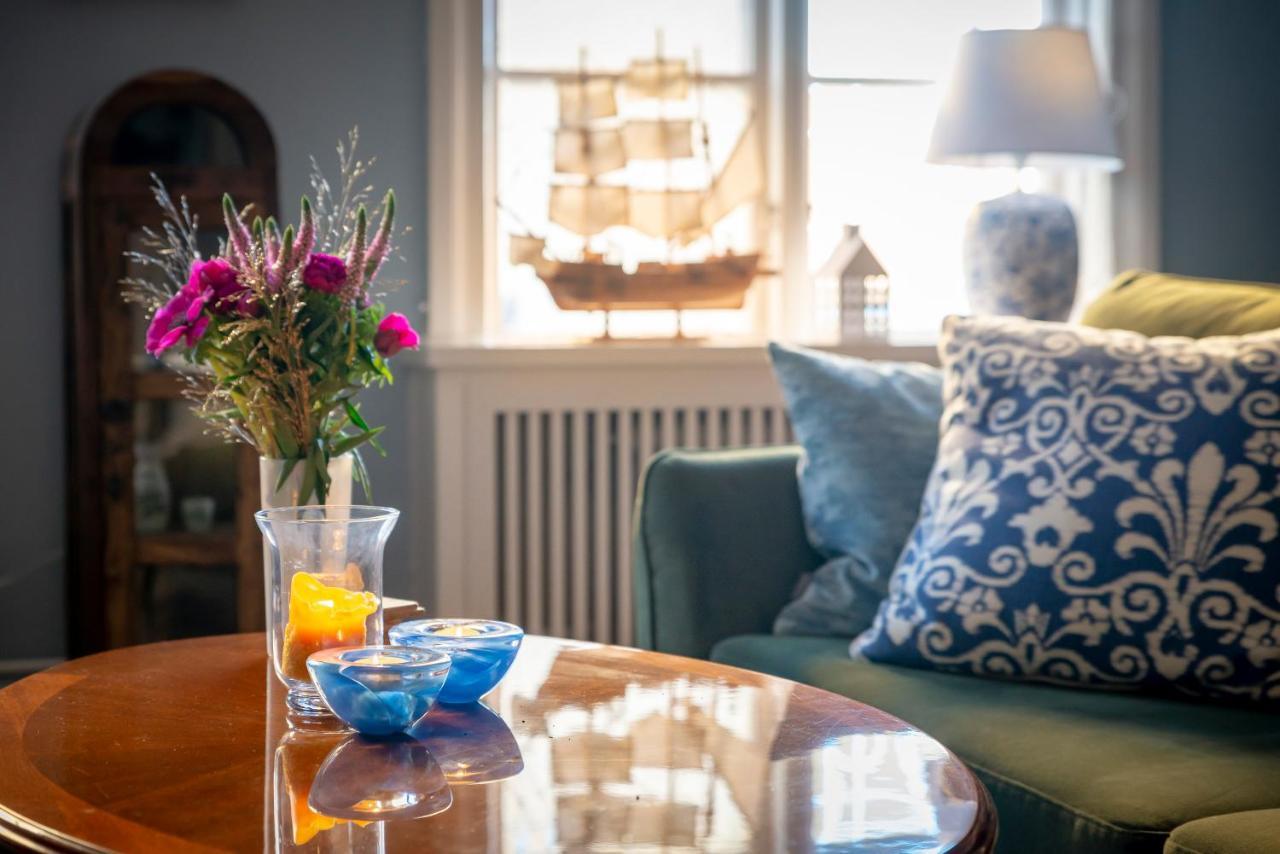 Fregatten Bed & Breakfast Karlskrona Bagian luar foto